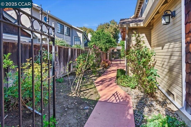 Photo - 1156 Tiffany Ln