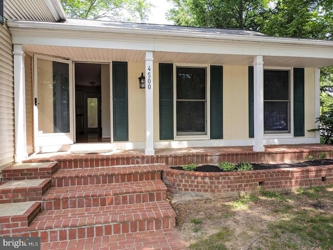 4500 Stone Pine Ct