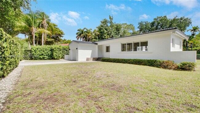 Photo - 5711 Marius St