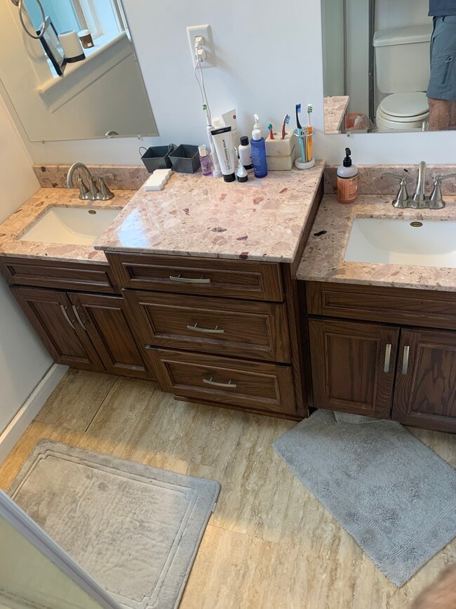 Photo - 409 E Cherry St