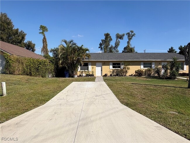 Building Photo - 19181 Tangerine Rd