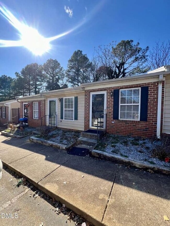 Photo - Cozy 1 Bed 1 Bath Available Now! Near Downtown Raleigh!