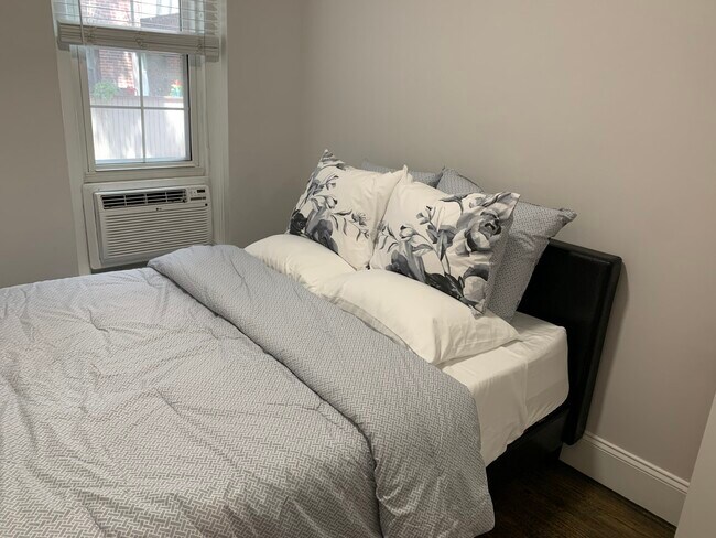 Photo - 28 Clearway St