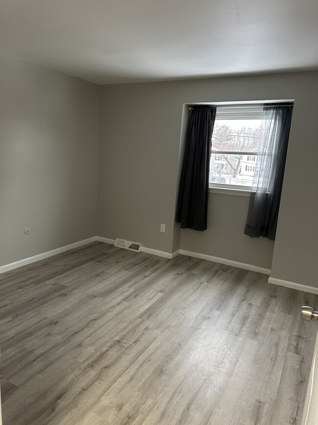 840 SqFt 2 Bedroom Apartment - 840 SqFt 2 Bedroom Apartment Unidad 74-C