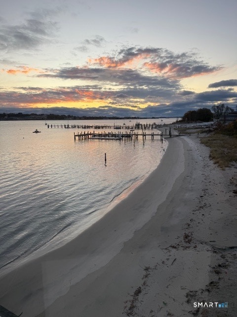 Photo - 352 Pequot Ave