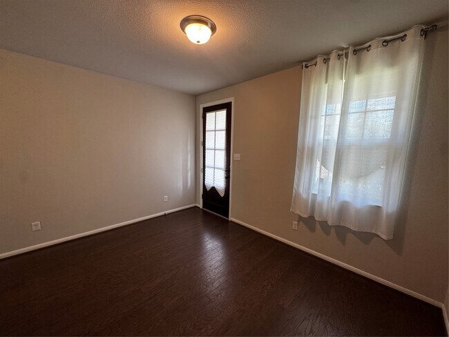 10310 Mount Winchell Dr