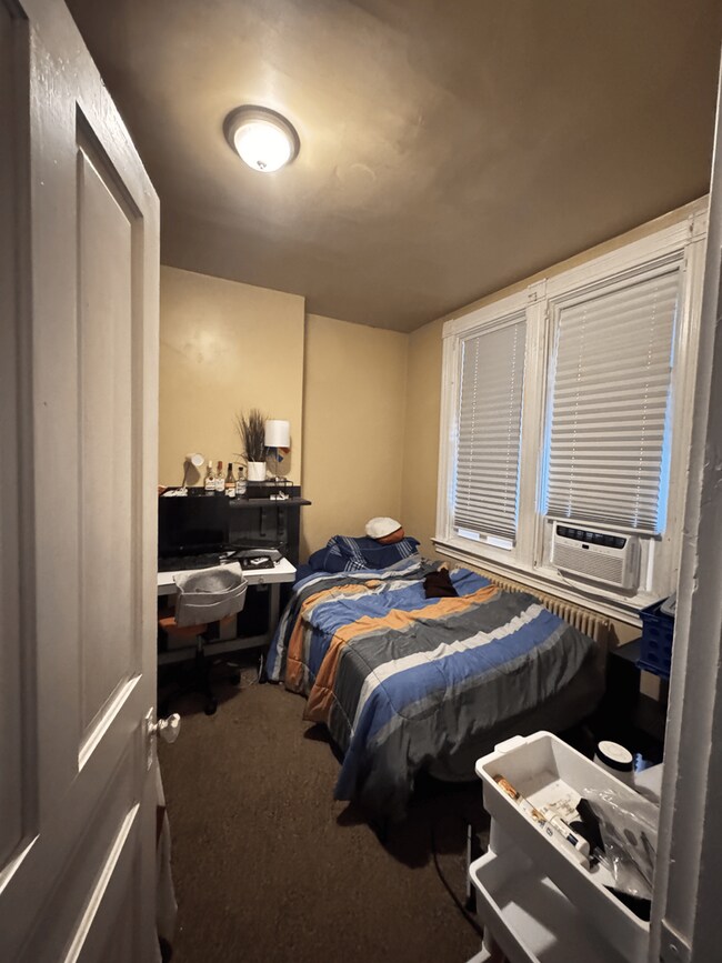 Photo - 3-Bedroom Student House – Available August 1st, 2026