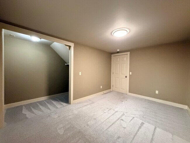 Photo - 7723 29th Ave NW