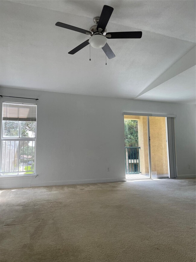 Photo - 799 Riverside Dr Unit 1023