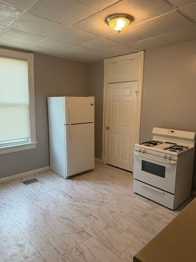 Photo - 215 Courtland Ave Unidad 215 Courtland- 1 st fl