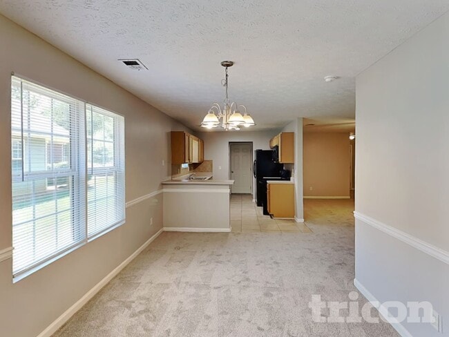 Photo - 300 Klinetop Dr