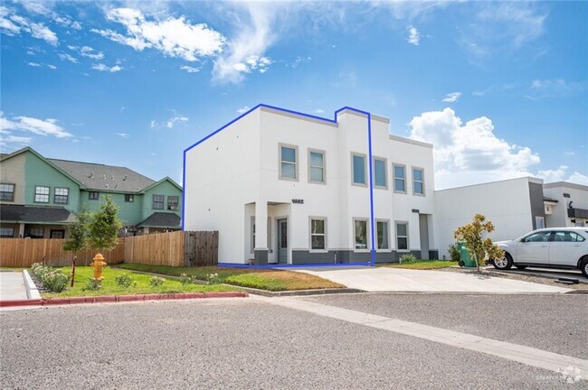 Building Photo - 1602 New Orleans Cir Rental