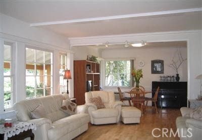 9658 W Live Oak Ave