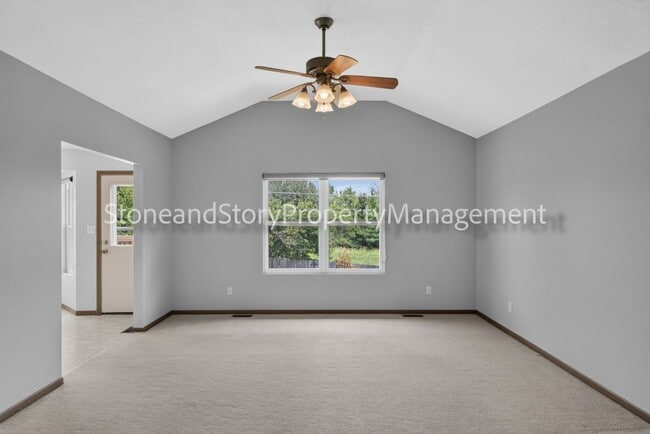 Photo - 4 bedroom 3 bath in Washburn Rural School District