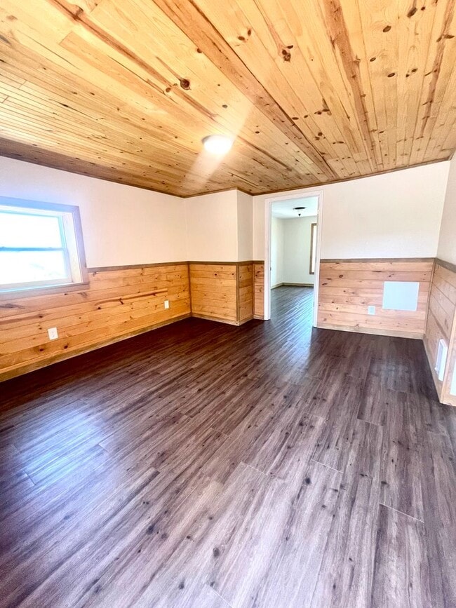 Photo - 519 E 7th St Unit A