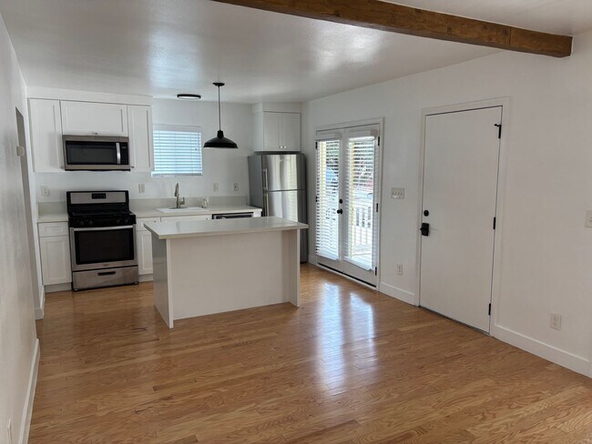 3232 Verdugo Rd Unit 3238 1/2