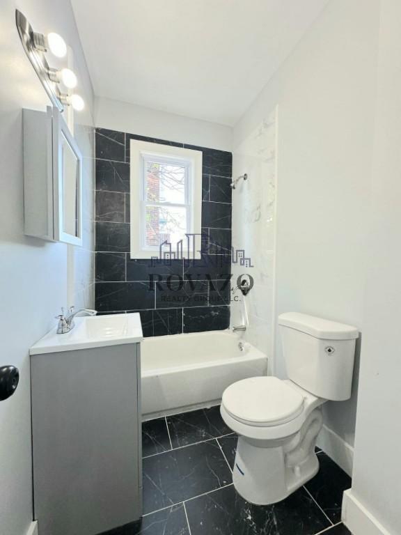 Photo - 152 N 6th St Unit 2L