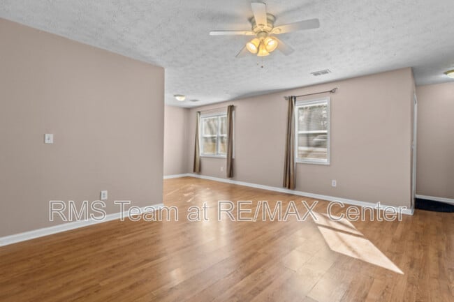 Photo - 236 Mateo Walk