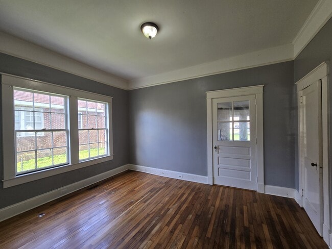 Photo - 110 Morgan Ave