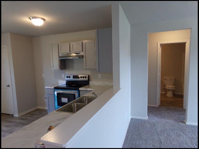 Photo - 10 Wisteria Dr