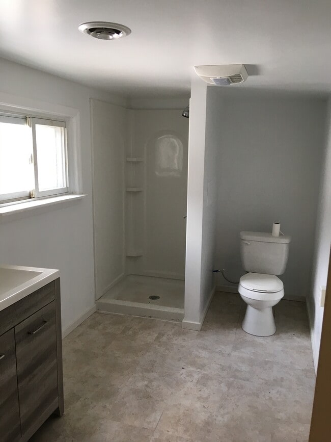 Photo - 4561 Mt Troy Rd