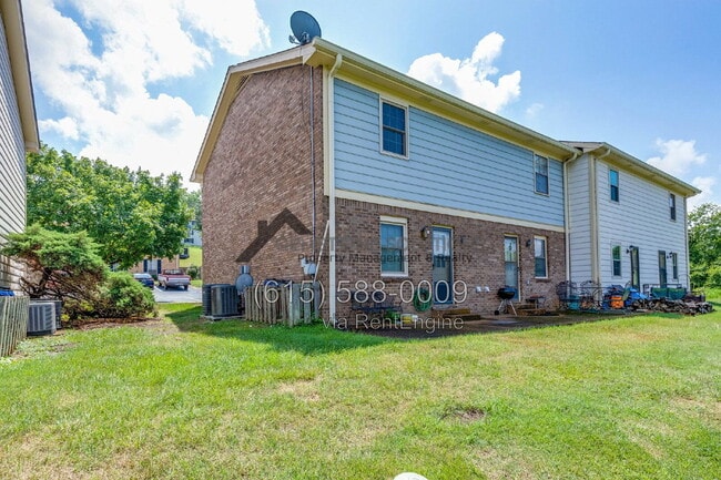 Photo - 717 Fox Ridge Dr