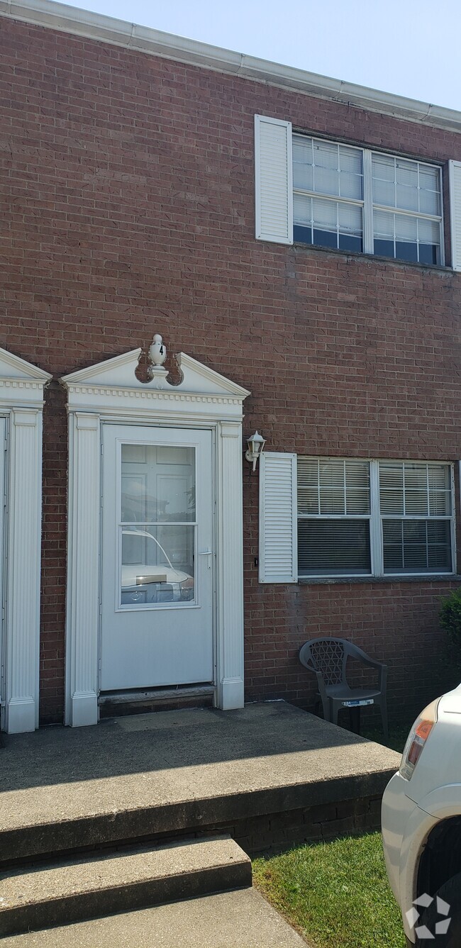 Building Photo - 316 4th St Unit 4 Rental