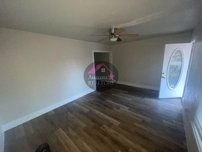 Photo - 111/113 N. Nueces Unit 113