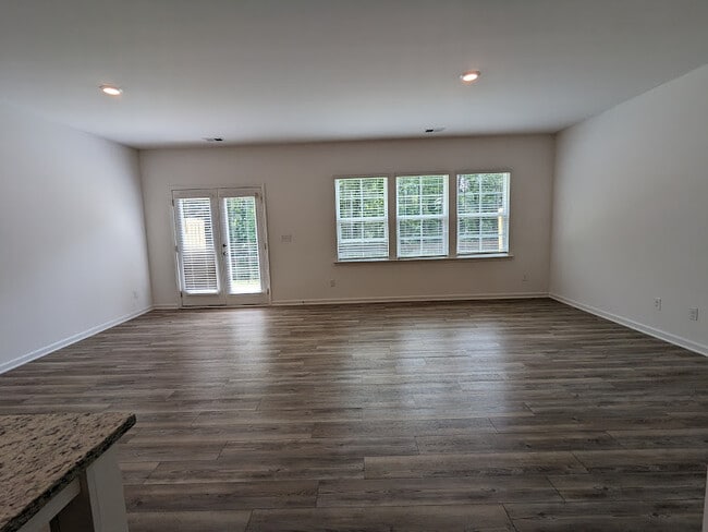 Photo - 1823 Frisco Wy