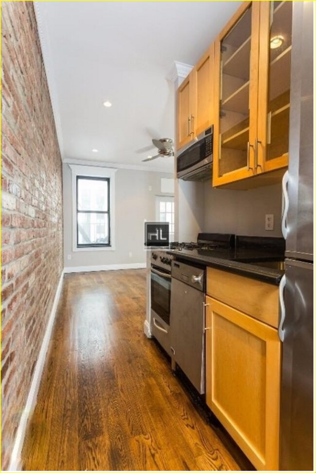Photo - East 18th Street