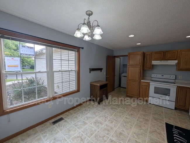 Photo - 5309 Myanna Ln