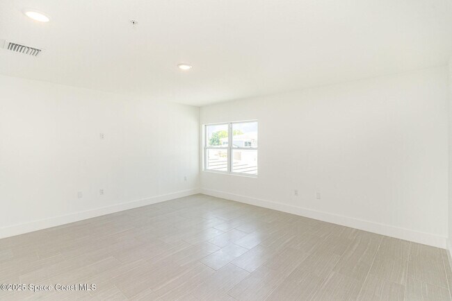 1625 Par St NE Unit 1206