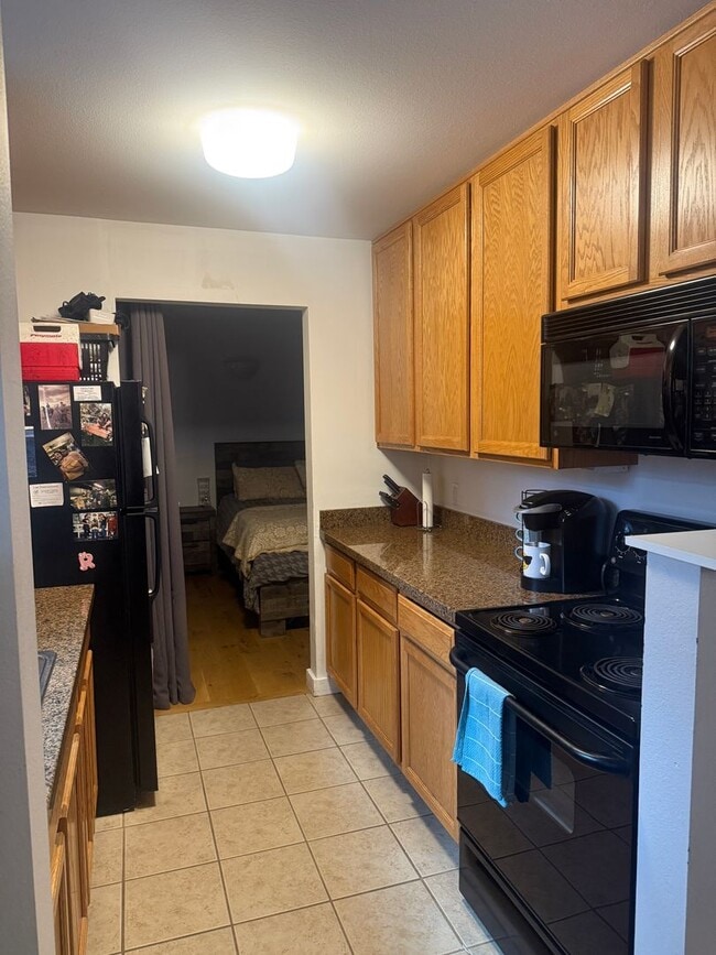 Photo - Ground Level Ponds Studio - Partially Furnished Unit