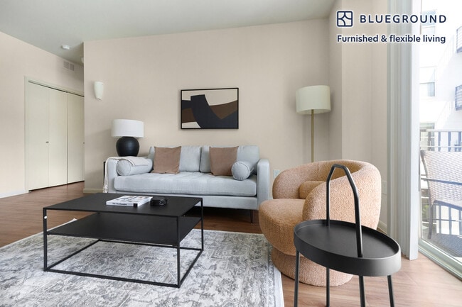 Photo - 3100 Esperanza Crossing Unidad FL2-ID350