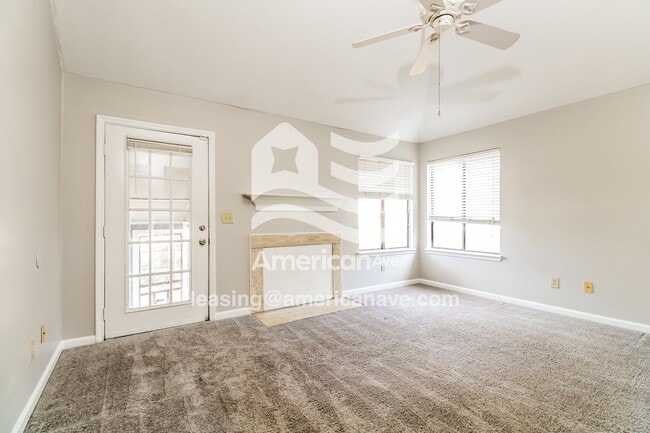 Photo - 220 Risdon Way