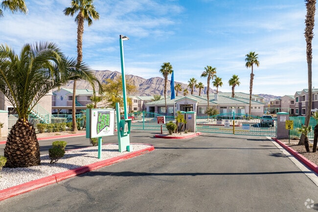 Photo - Orchard Club