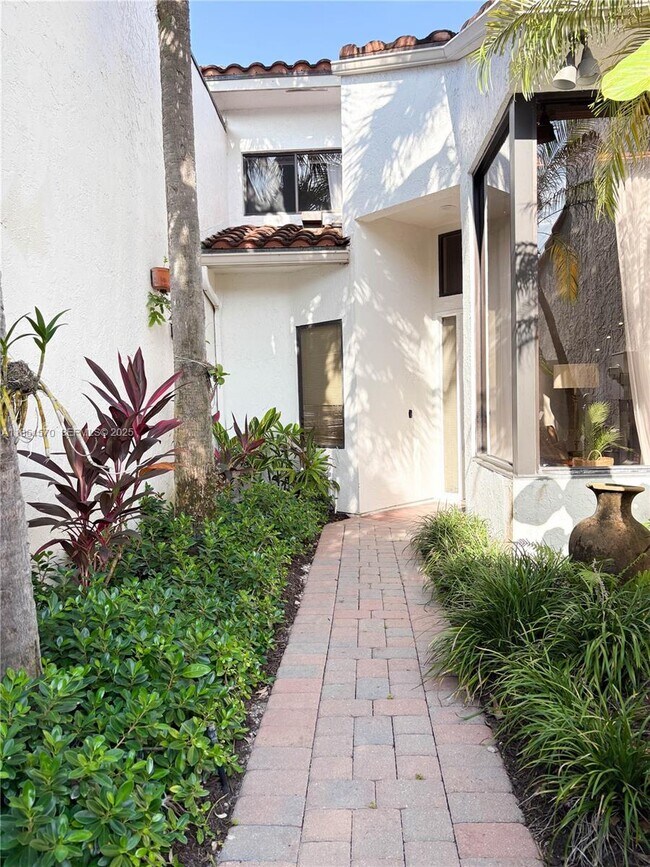 Photo - 2530 Windsor Way Ct