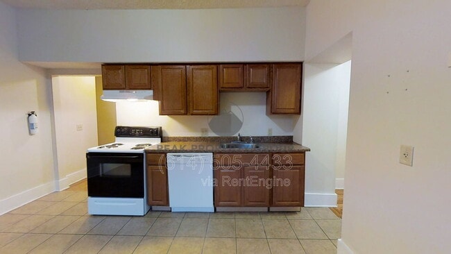 Building Photo - 45 1/2 Euclid Ave Unit F