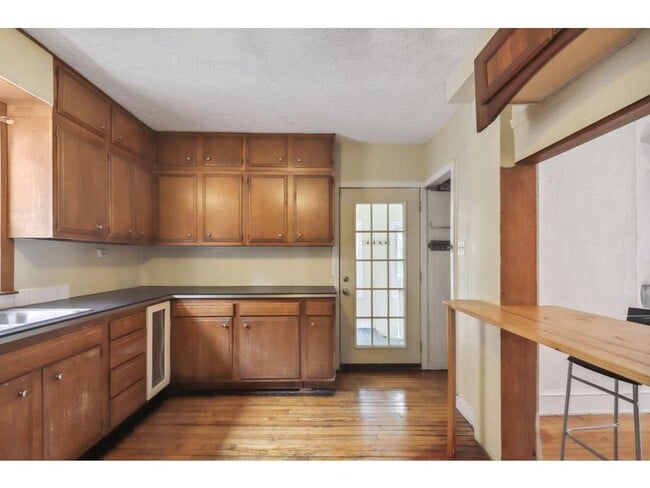 Photo - 2515 Lyndale Ave S