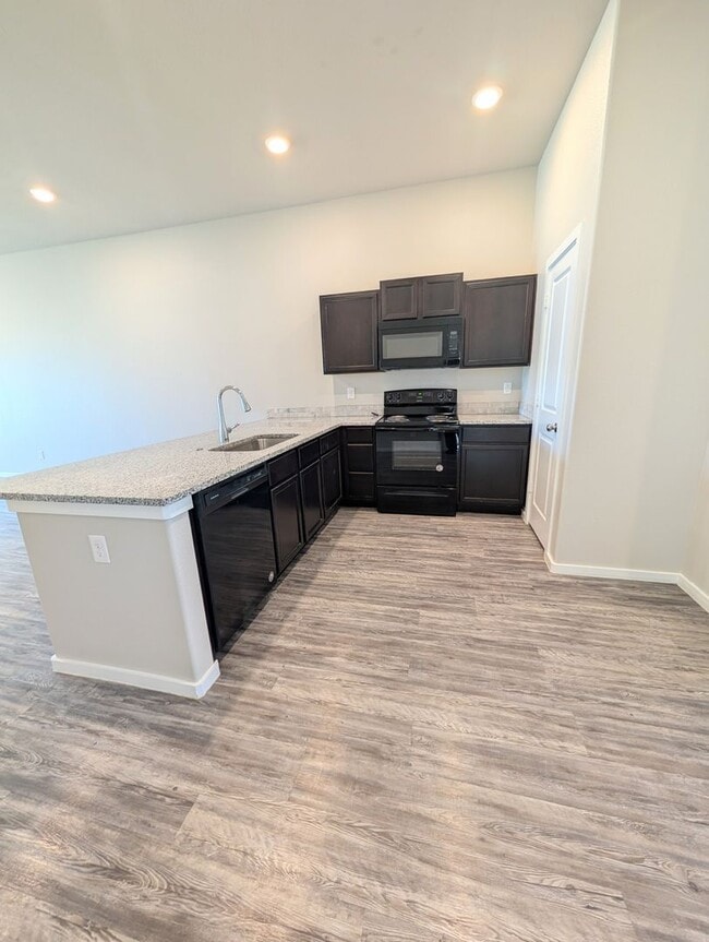 Photo - 1637 133rd St Unit B