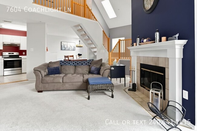 Photo - 7604 Coachlight Ln