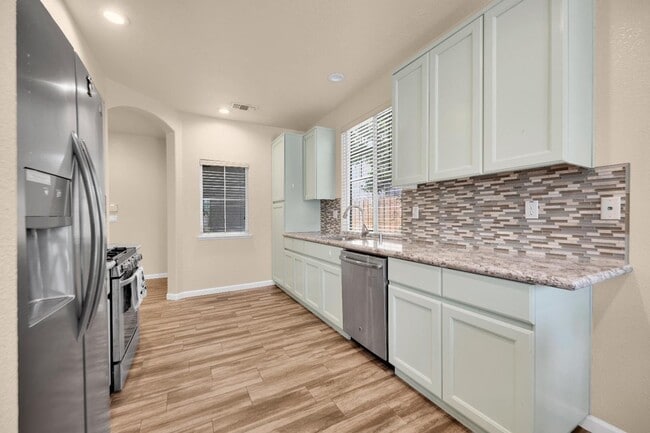 Photo - 3355 Seymour Ct