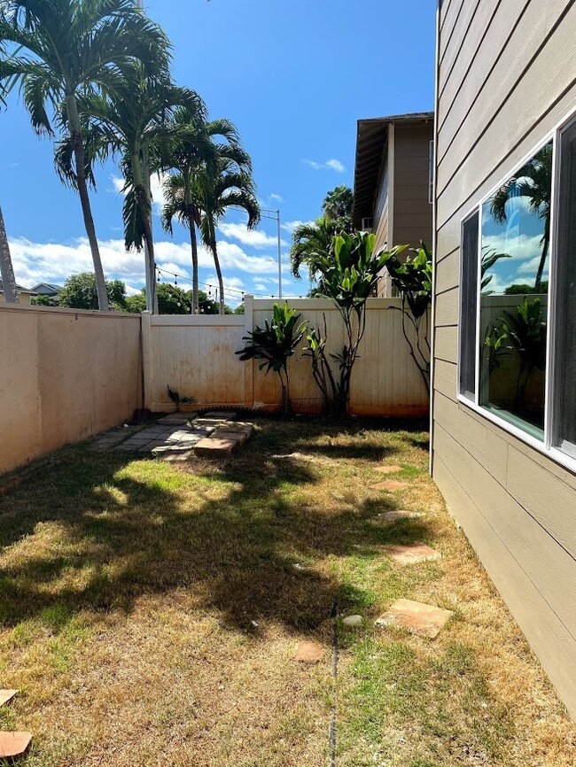 Photo - Desirable Lombard Way in Ewa, 3 Bed 2.5 Bath w/ 2 Car garage, Newer unit, Pet Negotiable