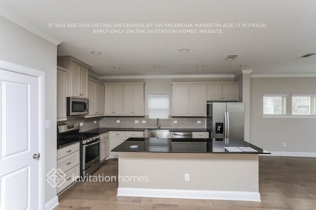 Photo - 2701 Mission St