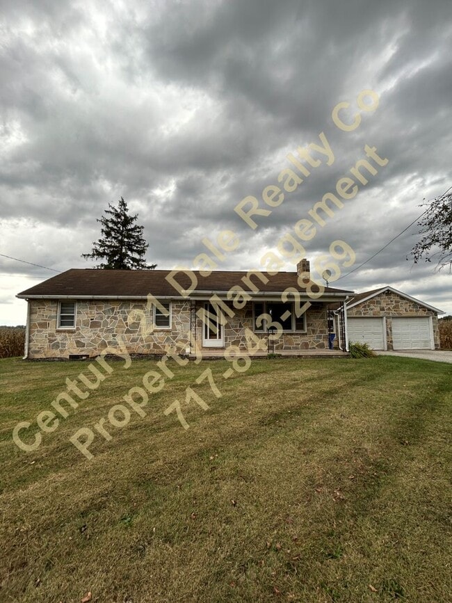 Building Photo - Fully remodeled 2 Bedroom All one Level ho...