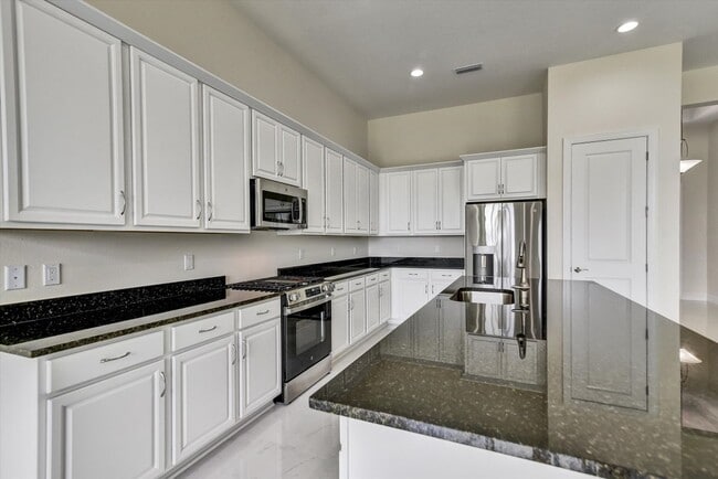 Photo - 4533 Mondrian Ct