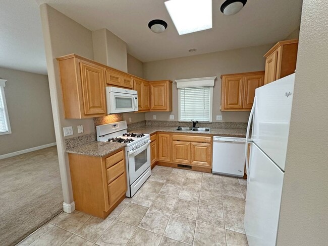 Photo - 1221 E Cypress Ave