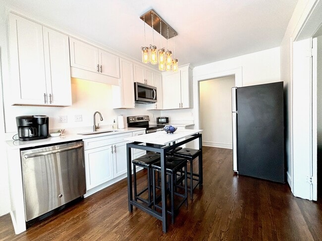 Photo - 2104 Park Rd Unit 4