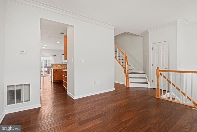 Photo - 46223 Wales Terrace