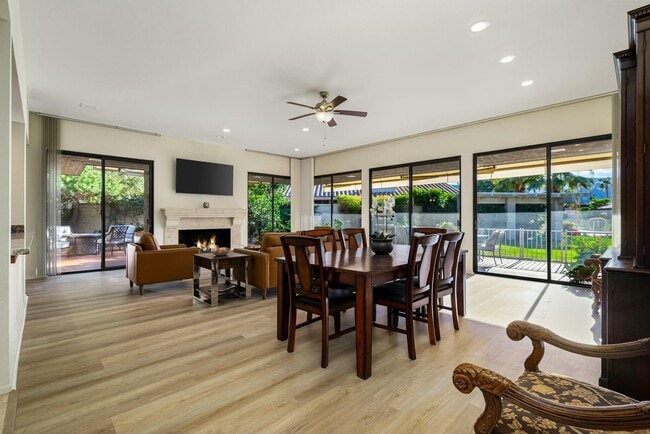 Photo - 6 Stanford Dr